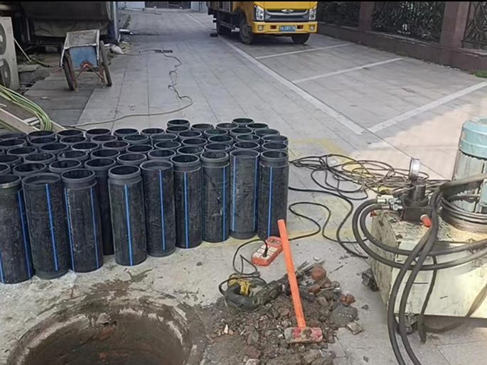 扶风PE置换管厂家 DN315置换管 非开挖管短管置换